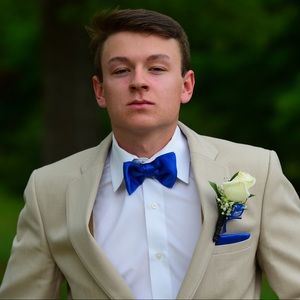 Meet your Posher, Thomas